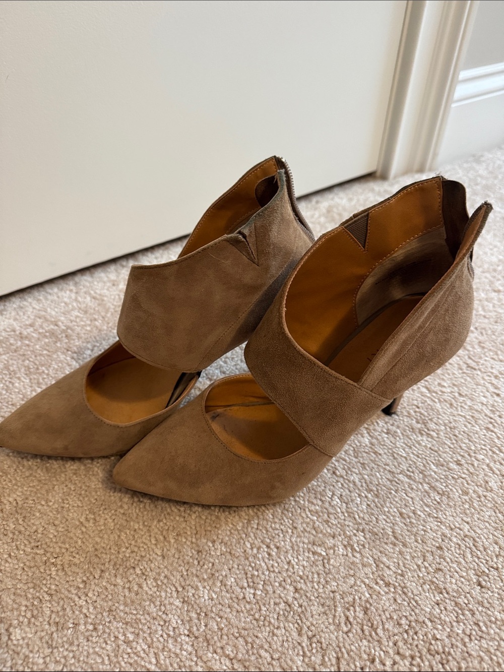 Tesori Tan Suede Ankle Heels